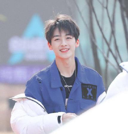 娱乐爆料何洛洛视频,娱乐爆料引发网友热议 第2张 娱乐爆料何洛洛视频,娱乐爆料引发网友热议 第2张